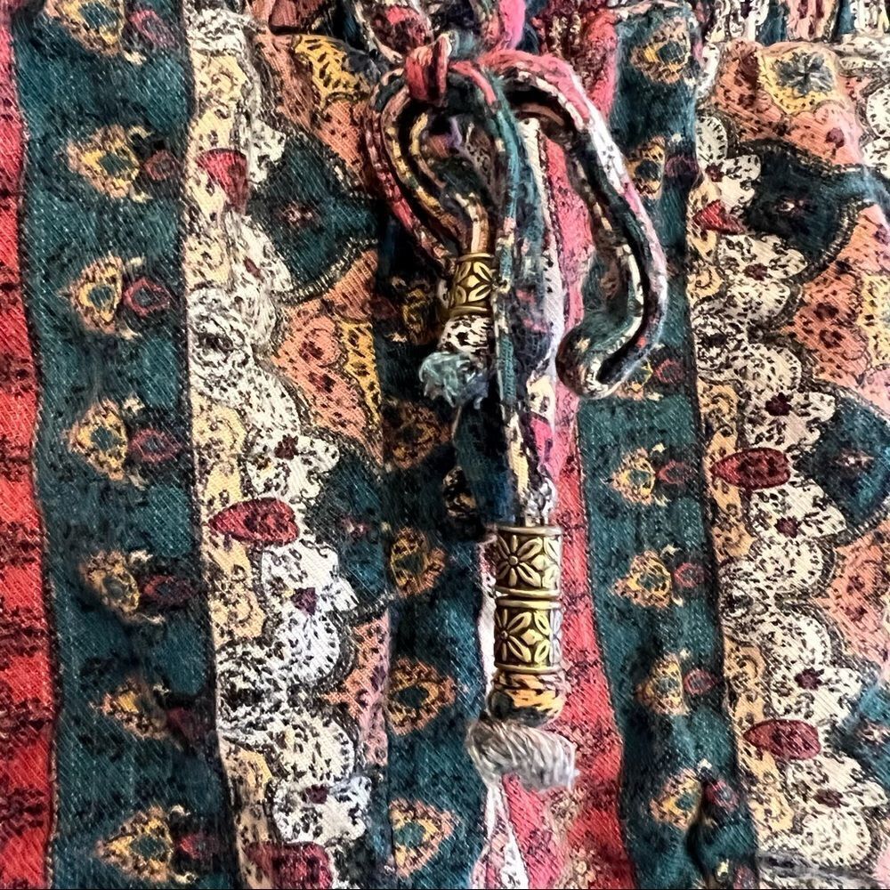 Pink republic patterned shorts  - Picture 4 of 5